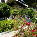 Arni Andros - αρνη Apartment