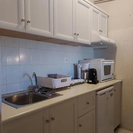 Arni Andros - αρνη Apartment