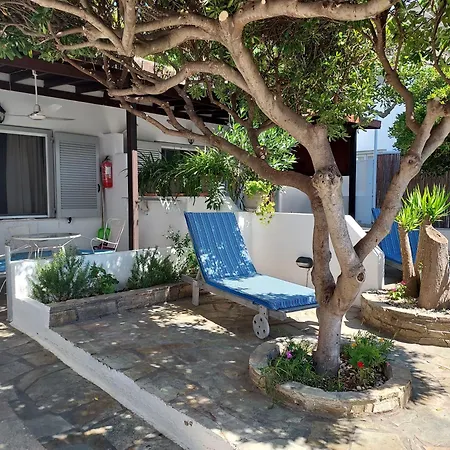 Arni Andros - αρνη Apartment *