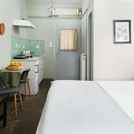 Arni Andros - αρνη Apartment Batsi (Andros)