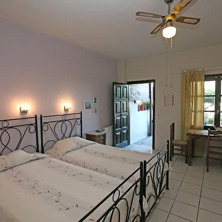 Arni Andros - αρνη Appartement *