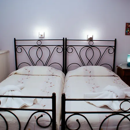 Arni Andros - αρνη Batsi