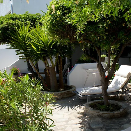 Arni Andros - αρνη Apartman Bací