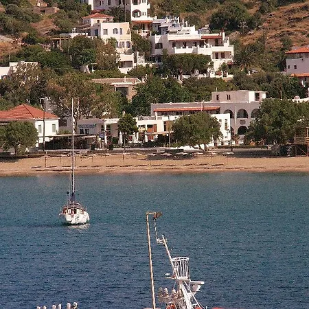 Arni Andros - αρνη * Batsi (Andros)